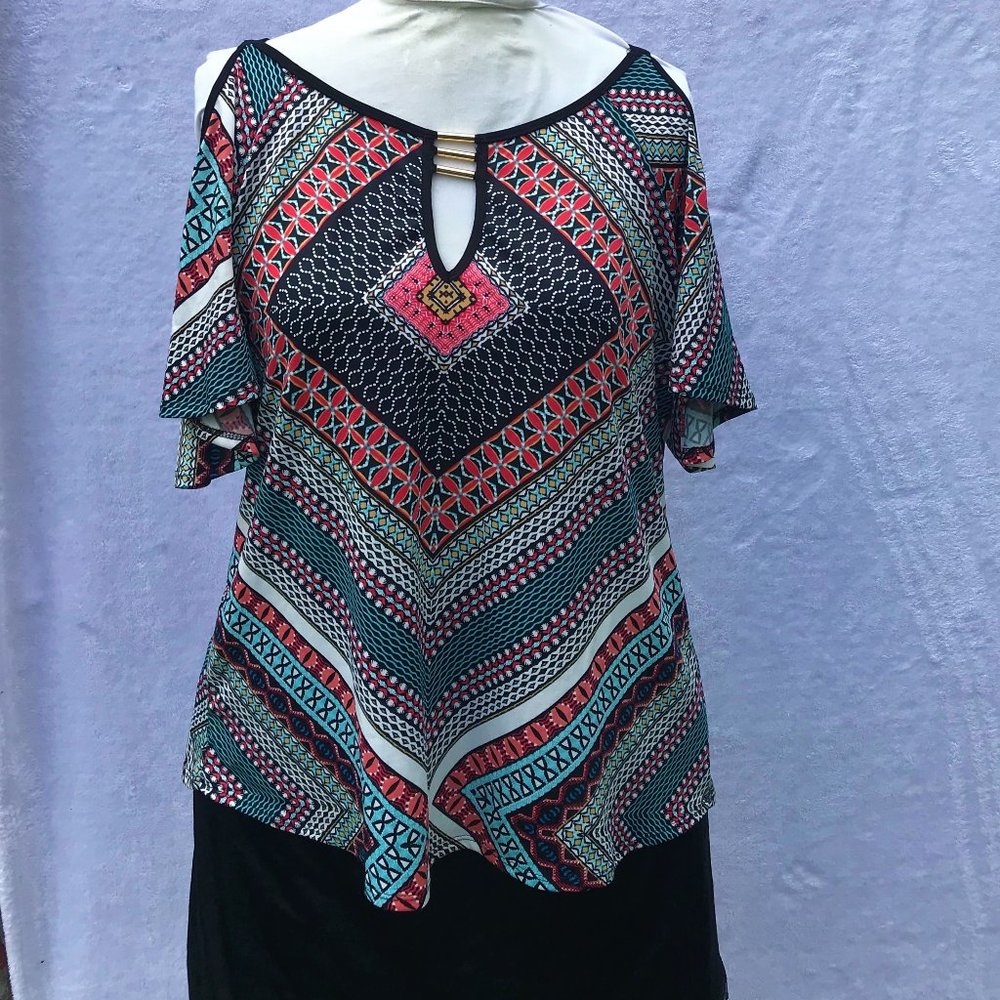 Lux II Cold Shoulder Top, NWT